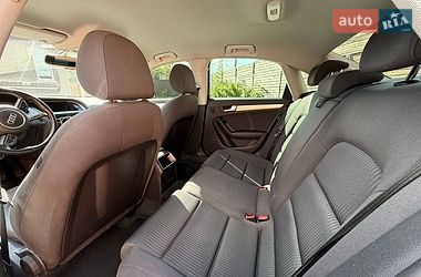 Седан Audi A4 2014 в Києві