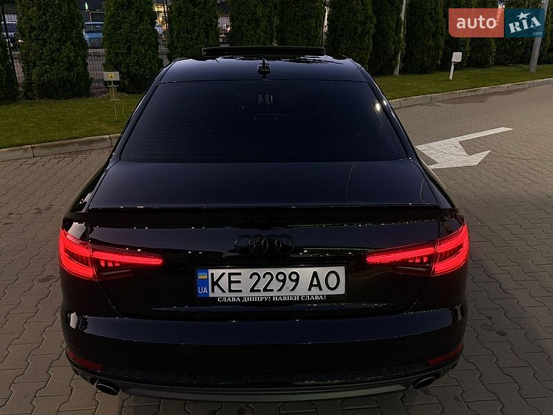 Седан Audi A4 2017 в Києві