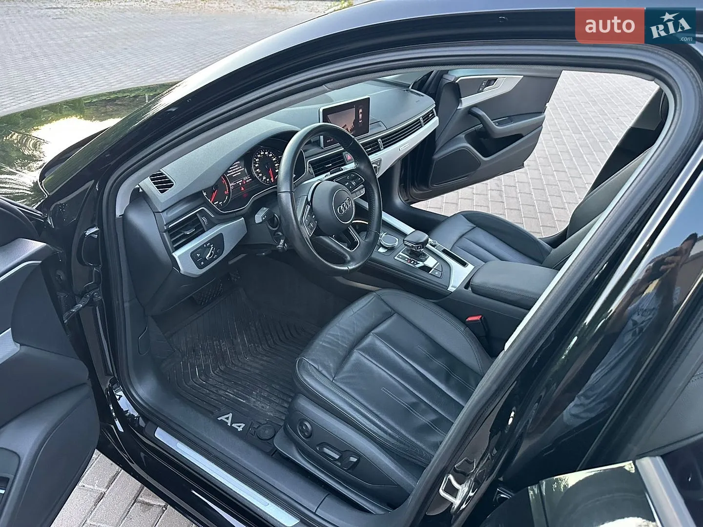 2016 Audi A4 - мініатюра 32