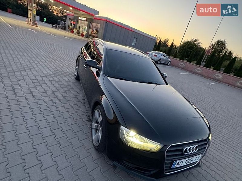 Универсал Audi A4 2012 в Бучаче