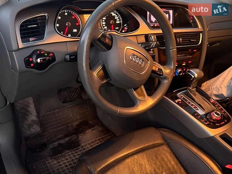 Универсал Audi A4 2012 в Бучаче