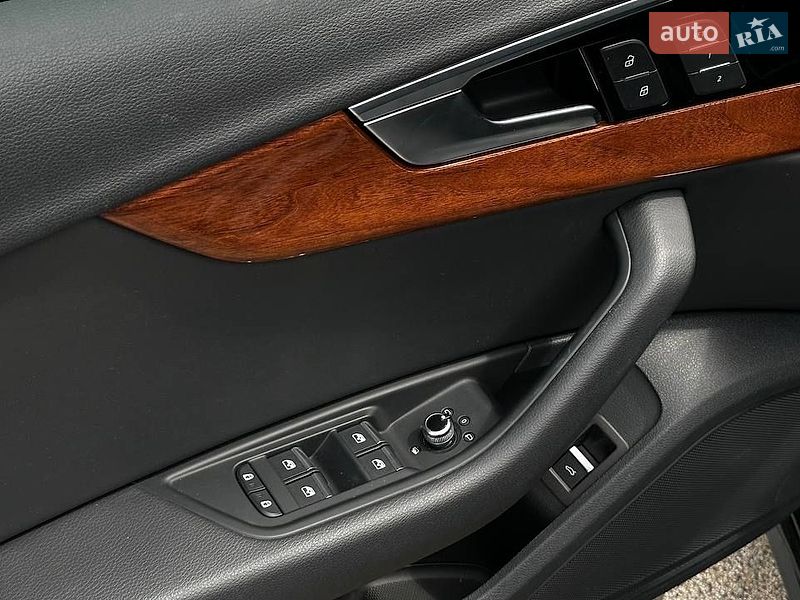 Седан Audi A4 2023 в Черкассах