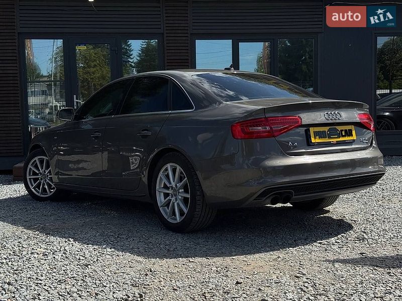 Седан Audi A4 2014 в Львове