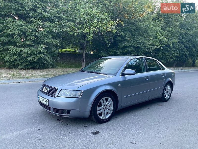 Седан Audi A4 2003 в Ровно
