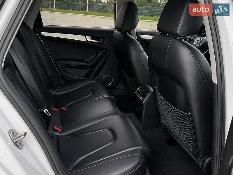 Седан Audi A4 2013 в Харкові