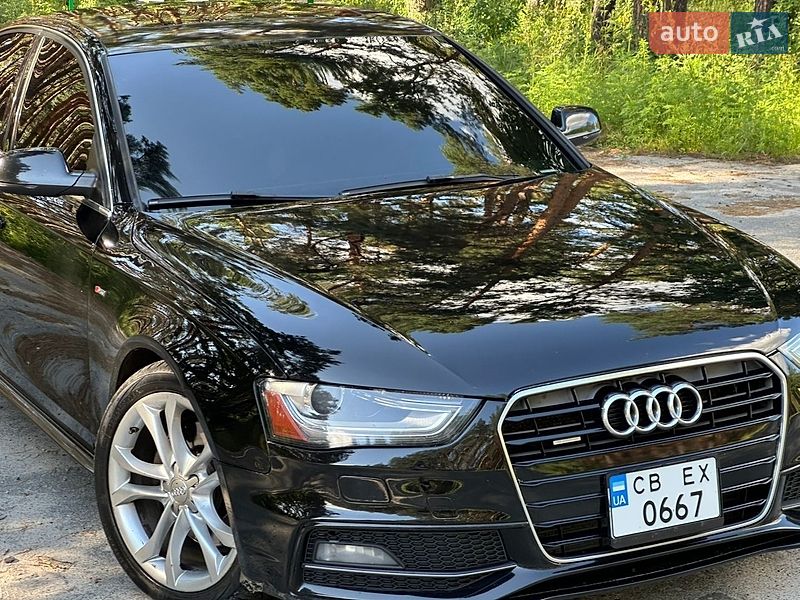 Седан Audi A4 2012 в Вышгороде