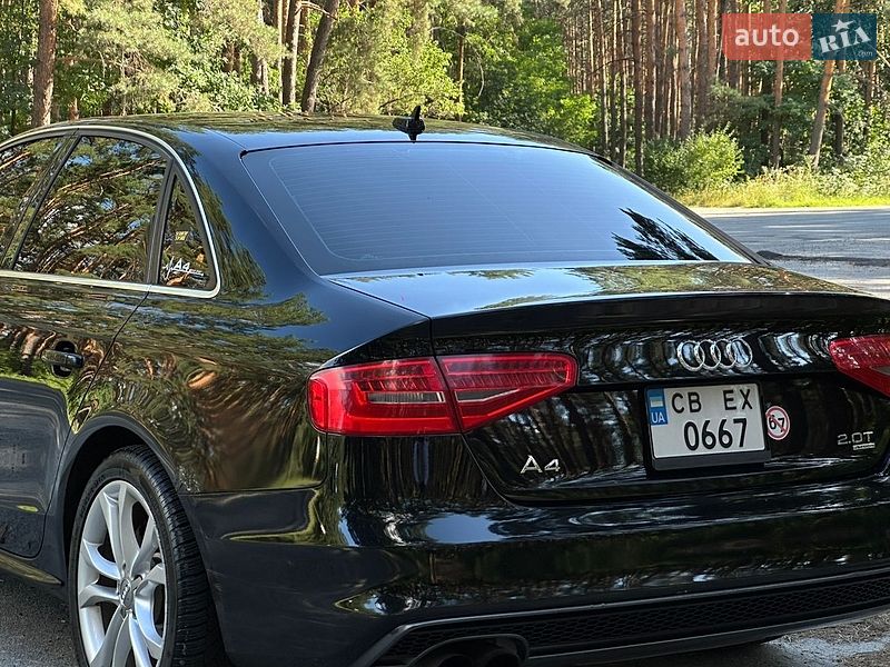 Седан Audi A4 2012 в Вышгороде