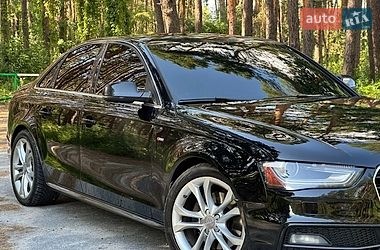 Седан Audi A4 2012 в Вышгороде