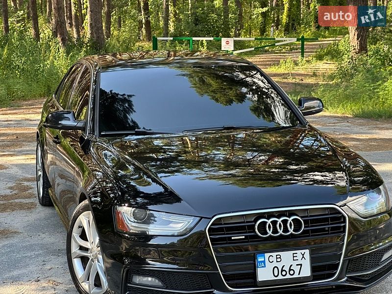 Седан Audi A4 2012 в Вышгороде