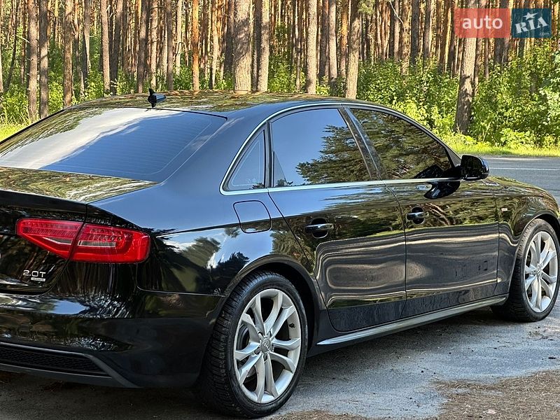 Седан Audi A4 2012 в Вышгороде