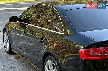 Седан Audi A4 2012 в Вышгороде