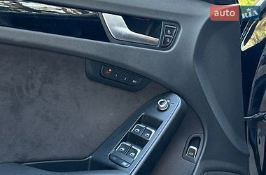 Седан Audi A4 2012 в Вышгороде