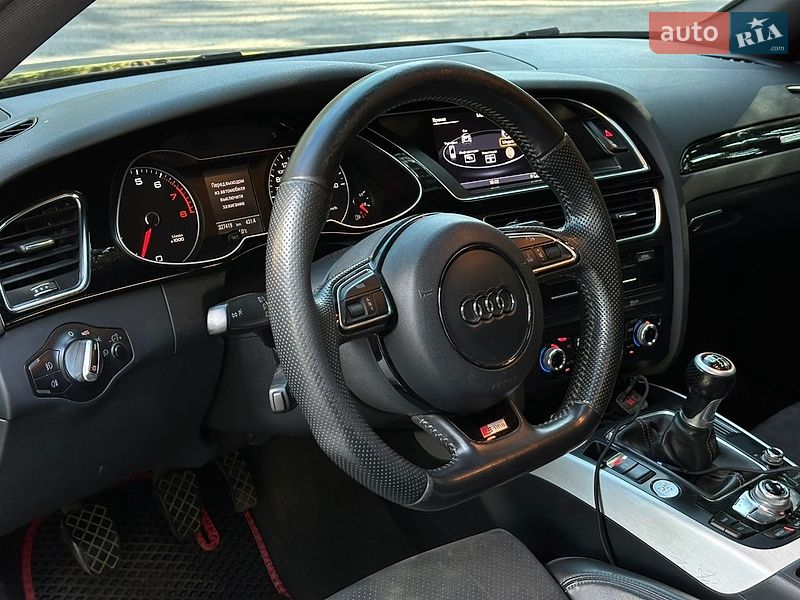 Седан Audi A4 2012 в Вышгороде