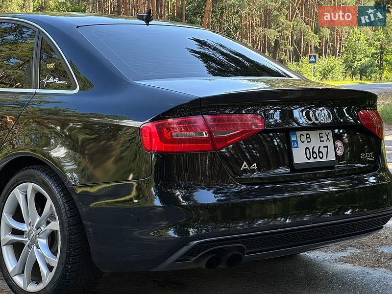 Седан Audi A4 2012 в Вышгороде