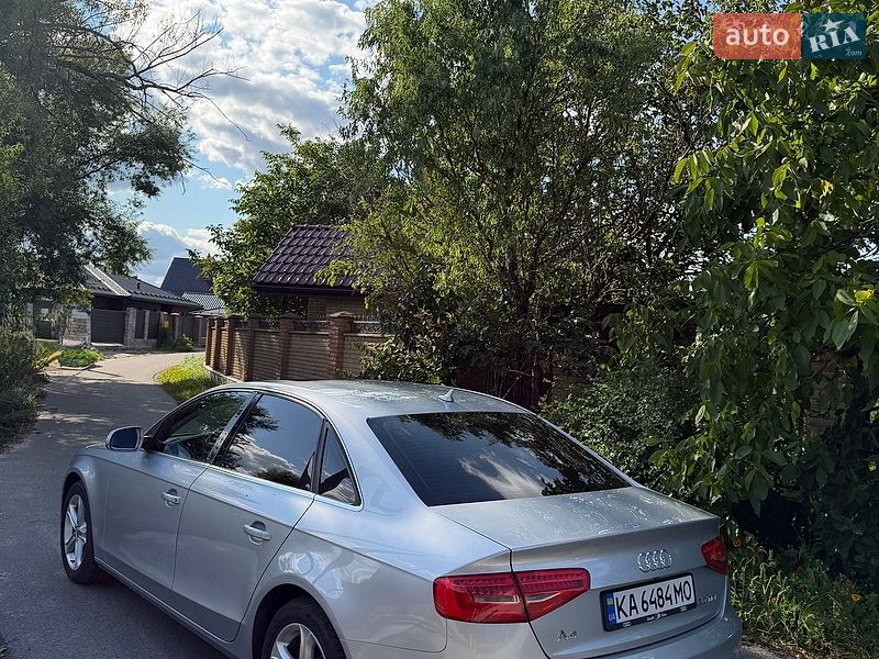 Седан Audi A4 2015 в Києві