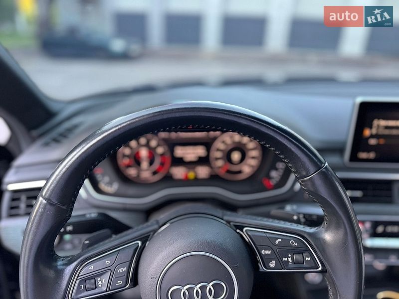 Седан Audi A4 2017 в Днепре