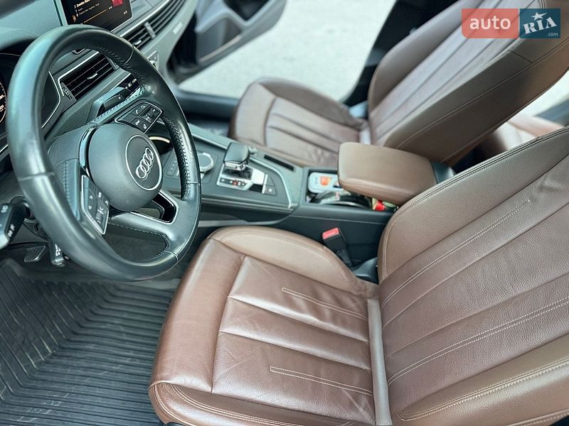 Седан Audi A4 2017 в Днепре