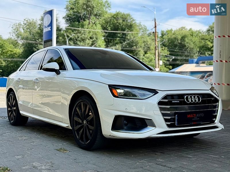 Седан Audi A4 2021 в Днепре