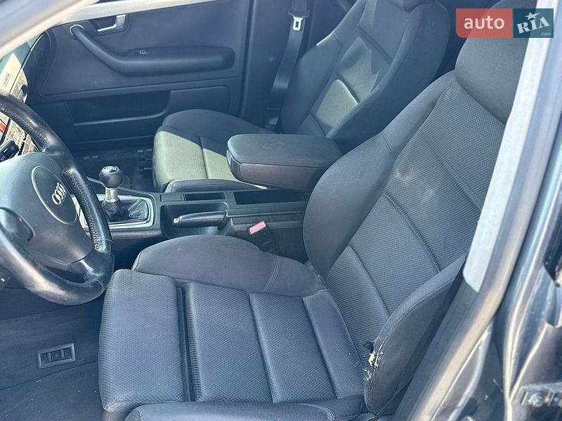 Седан Audi A4 2002 в Львові