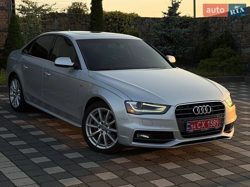 Седан Audi A4 2015 в Стрию