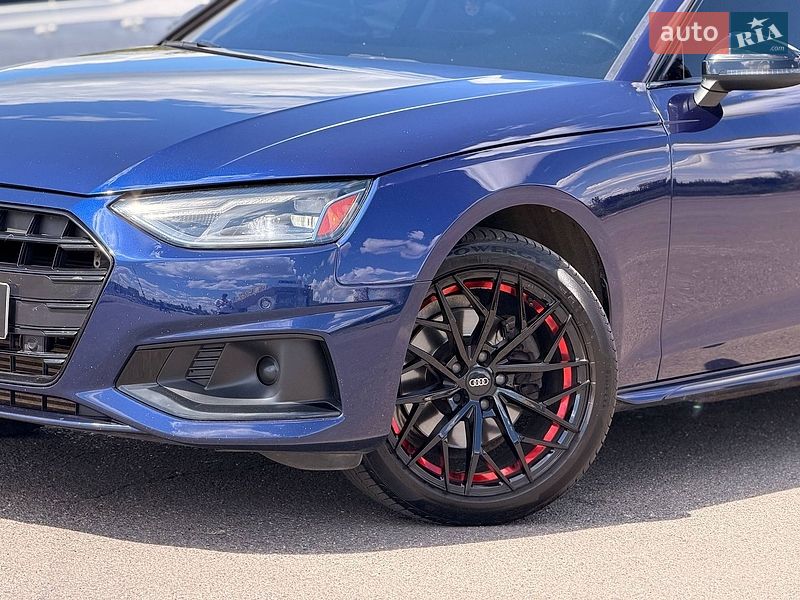 Седан Audi A4 2021 в Кривому Розі