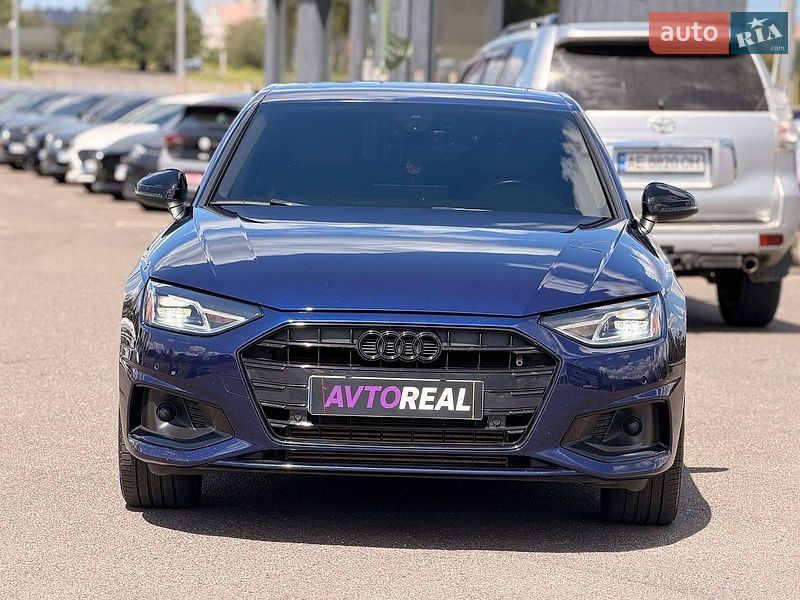 Седан Audi A4 2021 в Кривому Розі
