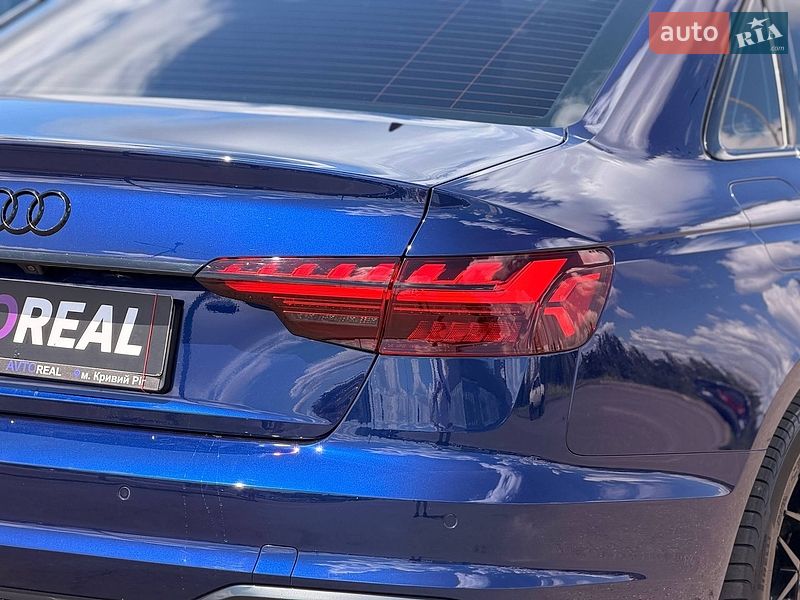Седан Audi A4 2021 в Кривому Розі