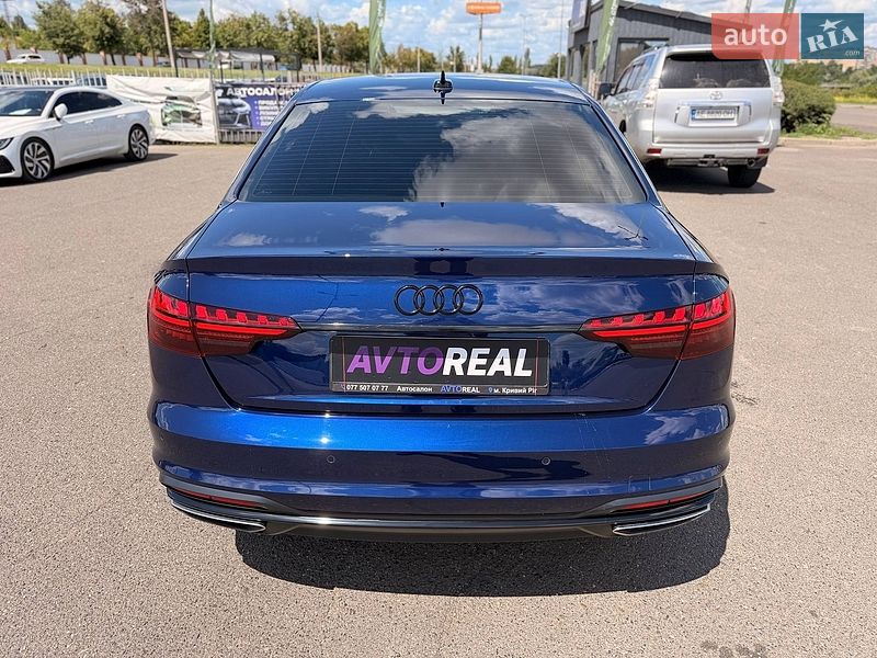 Седан Audi A4 2021 в Кривому Розі
