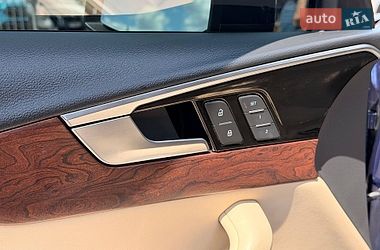 Седан Audi A4 2021 в Кривому Розі