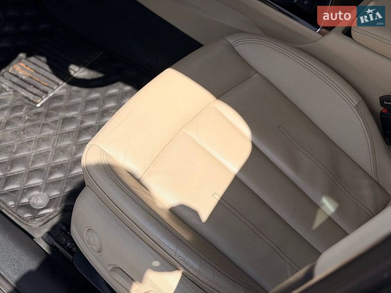 Седан Audi A4 2021 в Кривому Розі
