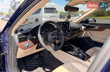 Седан Audi A4 2021 в Кривому Розі