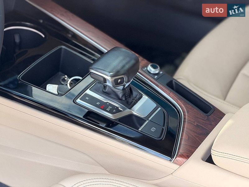 Седан Audi A4 2021 в Кривому Розі