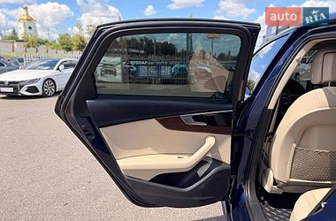 Седан Audi A4 2021 в Кривому Розі