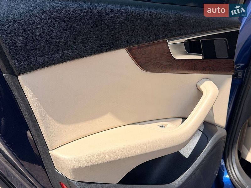 Седан Audi A4 2021 в Кривому Розі
