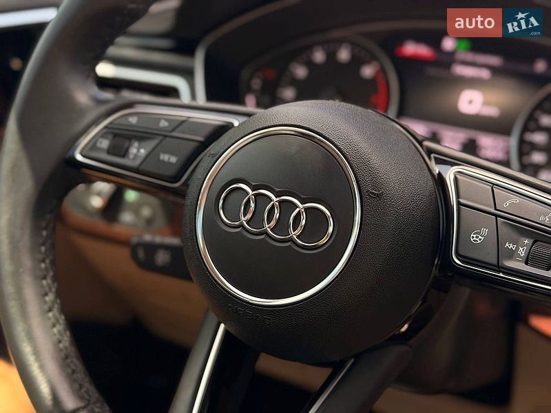 Седан Audi A4 2021 в Кривому Розі