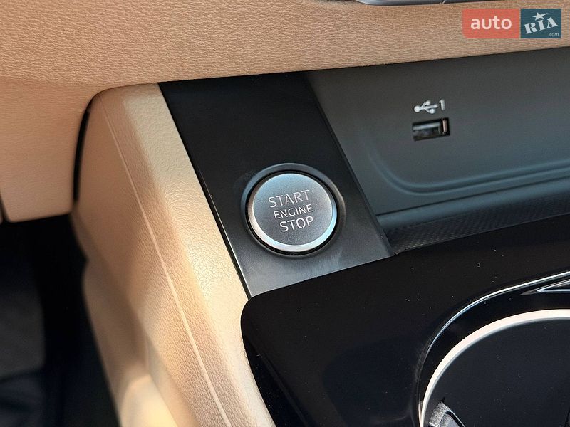 Седан Audi A4 2021 в Кривому Розі