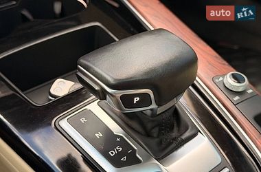 Седан Audi A4 2021 в Кривому Розі
