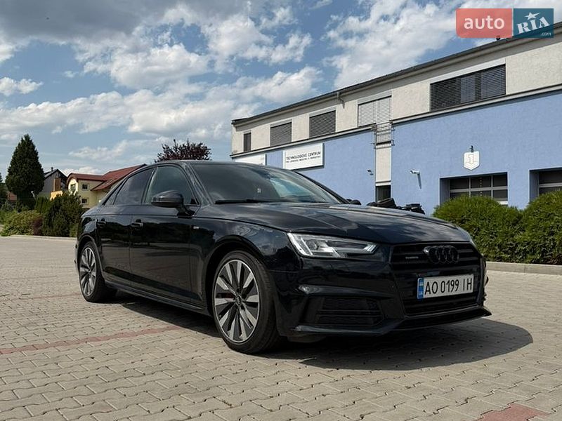 Седан Audi A4 2018 в Виноградові