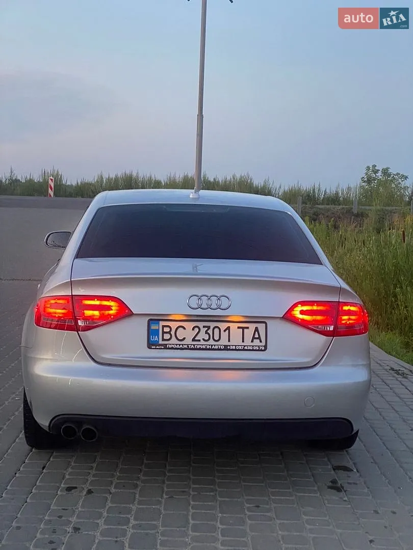 2010 Audi A4 - мініатюра 5