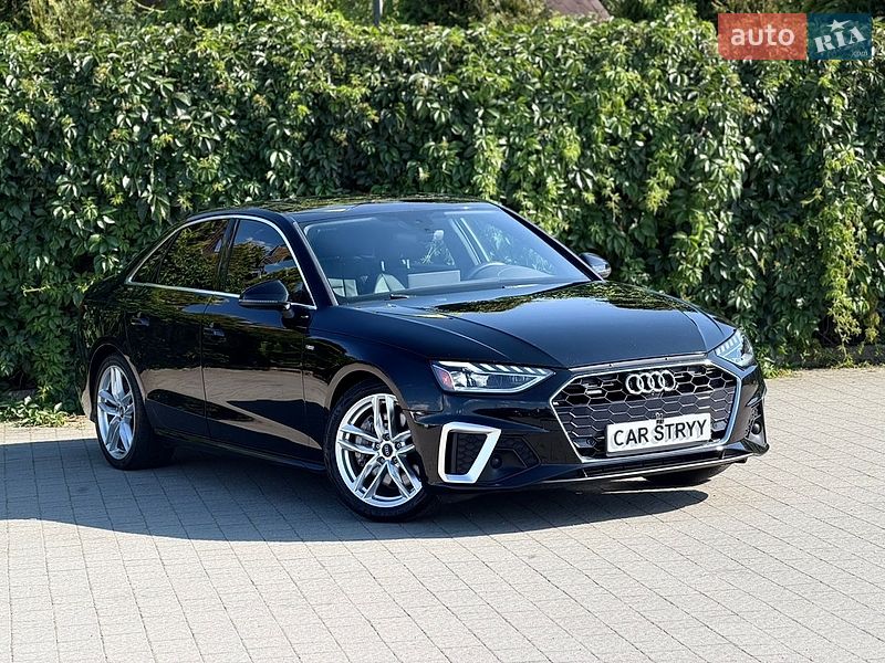 Седан Audi A4 2022 в Стрые