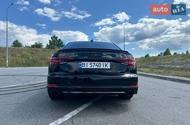 Седан Audi A4 2017 в Полтаві