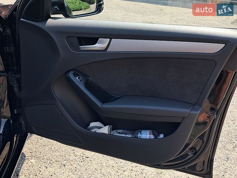 Універсал Audi A4 2013 в Бурштині