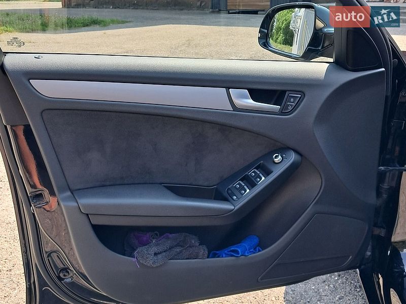 Універсал Audi A4 2013 в Бурштині