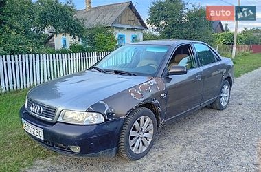 Седан Audi A4 1996 в Сумах