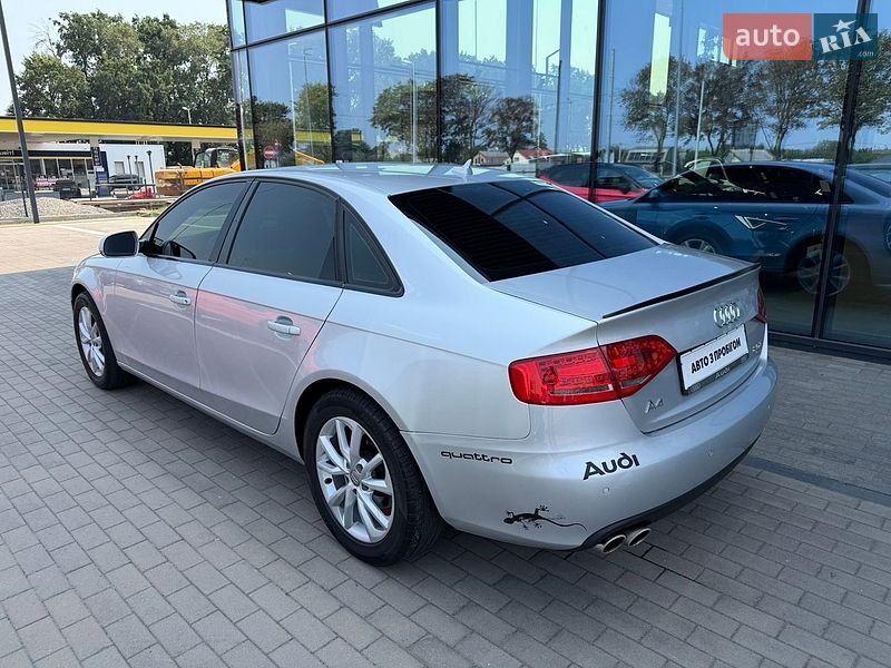 Седан Audi A4 2009 в Києві
