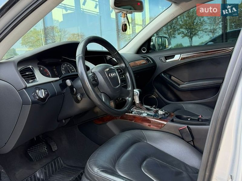 Седан Audi A4 2009 в Києві