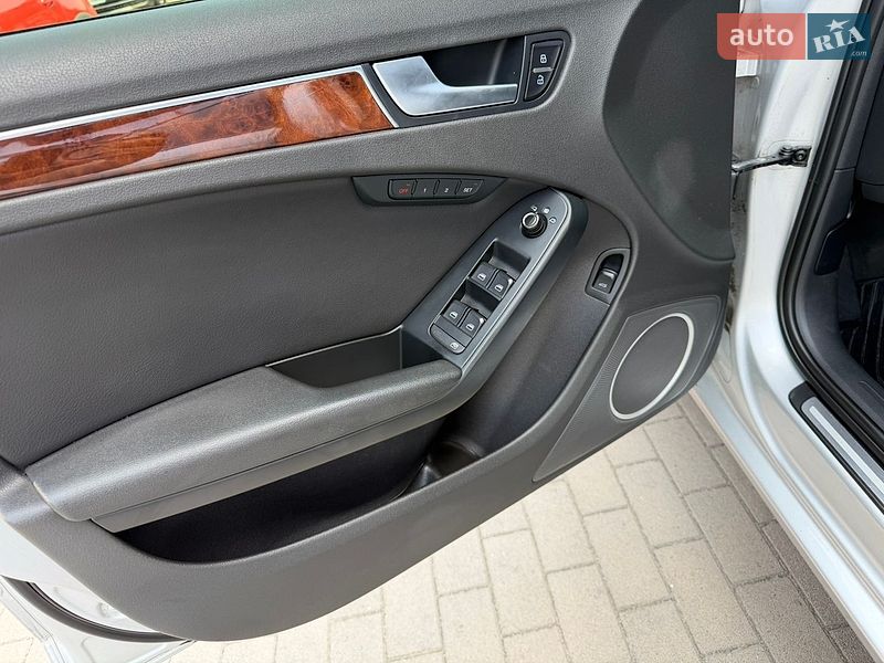 Седан Audi A4 2009 в Києві