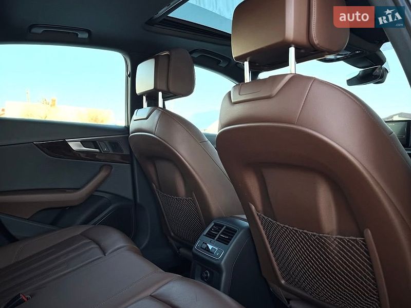 Седан Audi A4 2017 в Попільні
