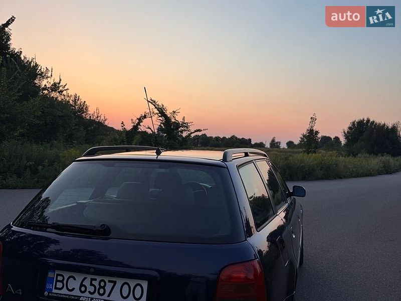 Універсал Audi A4 1998 в Львові