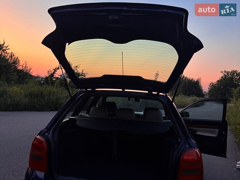 Універсал Audi A4 1998 в Львові